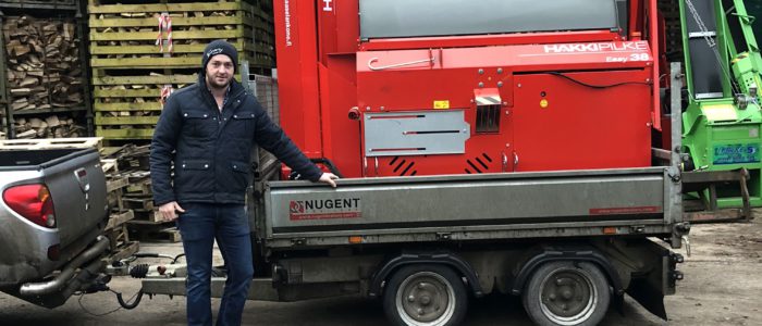 Ronan Travers from Michael Doherty Haulage, taking delivery of his new Hakki Pilke Easy 38 firewood processor - good luck and thank you for your custom... #hakkipilke #firewoodprocessor Safe and happy cutting! The Easy 38 firewood processor is an ergonomic powerhouse that can cut and split wood up to 38 cm in diameter. The electrically-operated splitting control mechanism and hydraulic saw ensure that smaller wood can be sawn and split considerably faster. Interested in a demo or quote? ?cheryl@mlarge.com