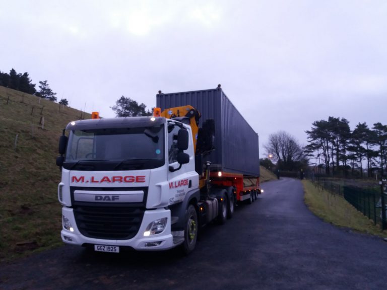 Container - lift - by - M - Large - Crane